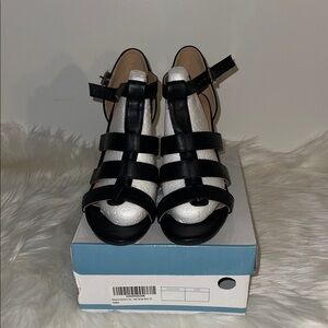 Chic Black Strappy Women's Heels